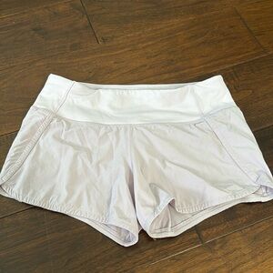Lululemon Run Times Shorts 4” size 4, Rose Quartz (light purple)